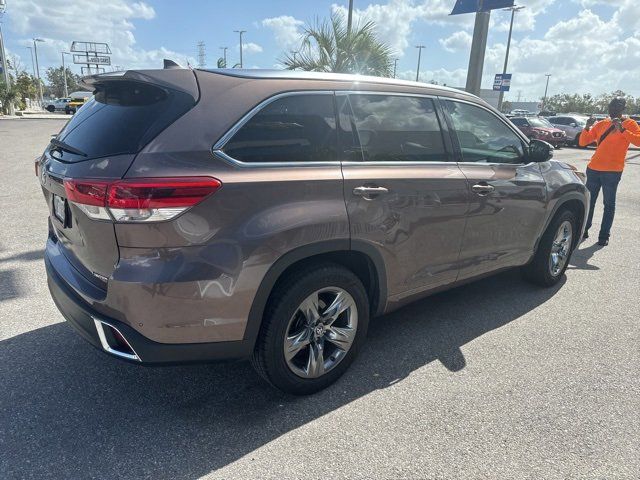 2017 Toyota Highlander Limited