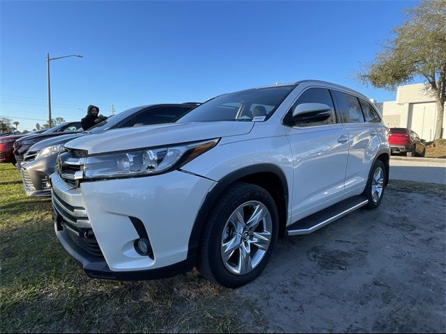 2017 Toyota Highlander Limited