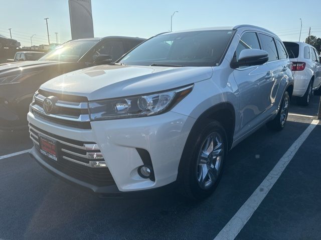 2017 Toyota Highlander 