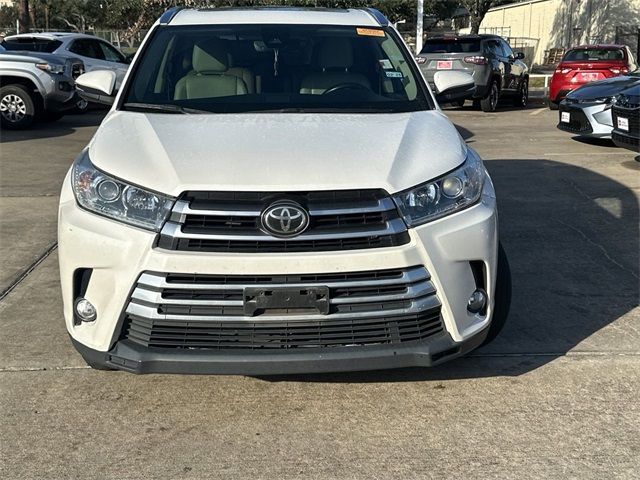 2017 Toyota Highlander 