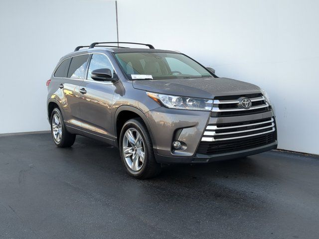 2017 Toyota Highlander Limited