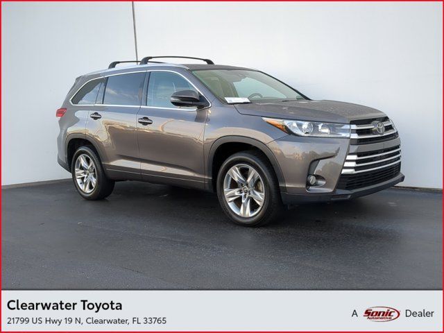 2017 Toyota Highlander Limited