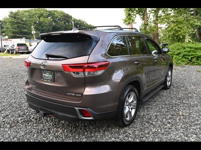 2017 Toyota Highlander 