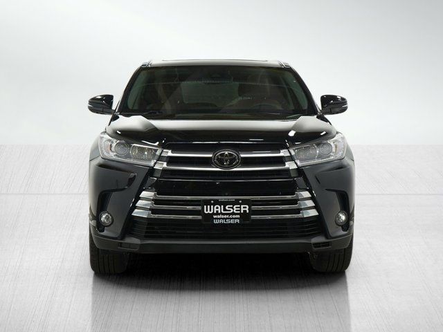 2017 Toyota Highlander Limited Platinum