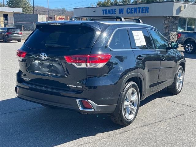 2017 Toyota Highlander Limited Platinum