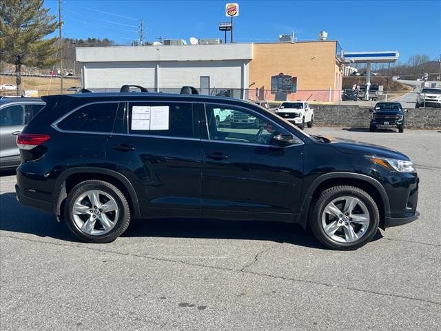 2017 Toyota Highlander Limited Platinum