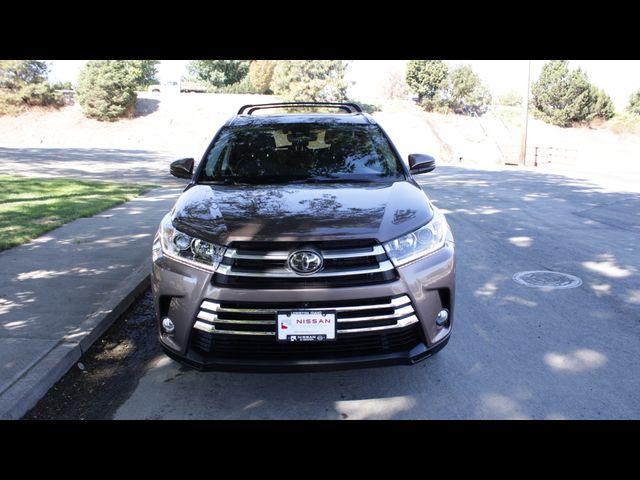 2017 Toyota Highlander Limited Platinum