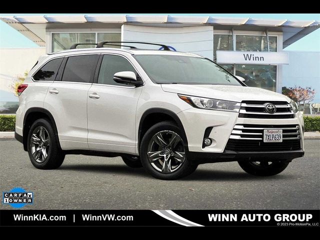 2017 Toyota Highlander Limited Platinum