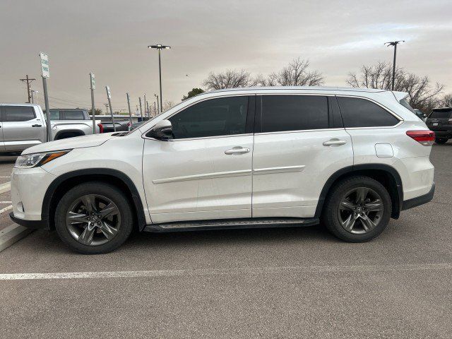 2017 Toyota Highlander Limited Platinum