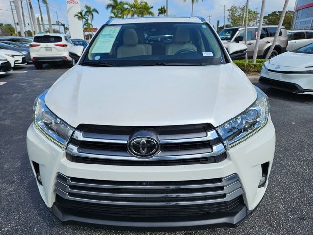 2017 Toyota Highlander Limited Platinum