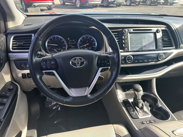 2017 Toyota Highlander Limited Platinum