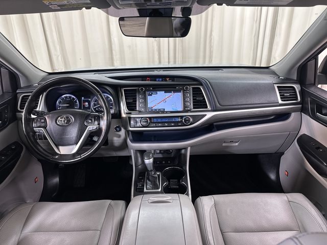 2017 Toyota Highlander Limited Platinum