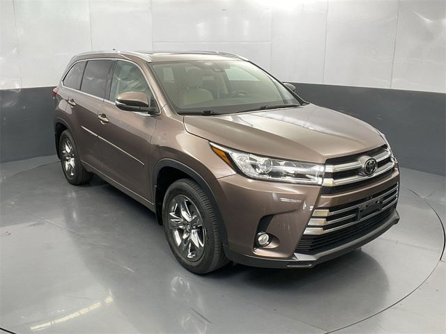 2017 Toyota Highlander Limited Platinum