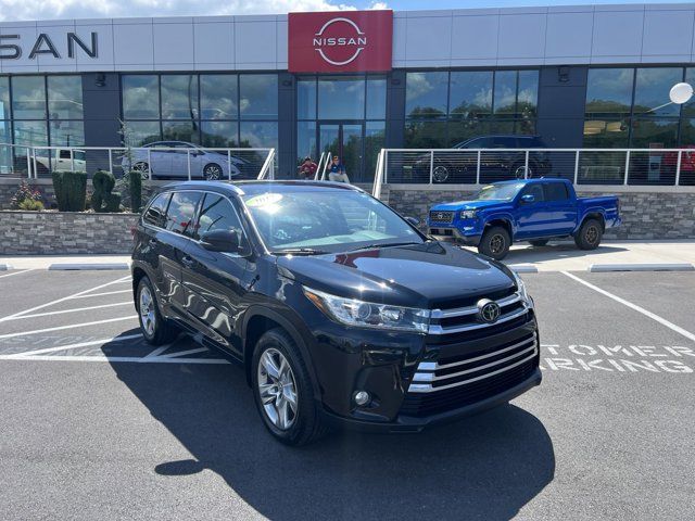 2017 Toyota Highlander Limited Platinum