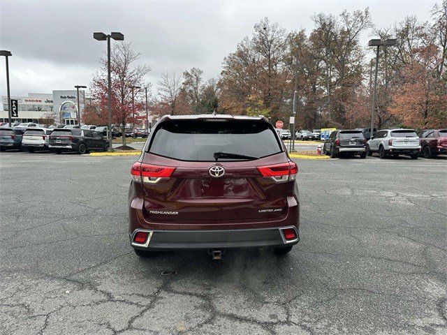 2017 Toyota Highlander Limited Platinum