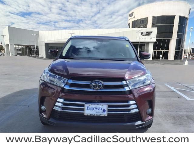 2017 Toyota Highlander Limited Platinum