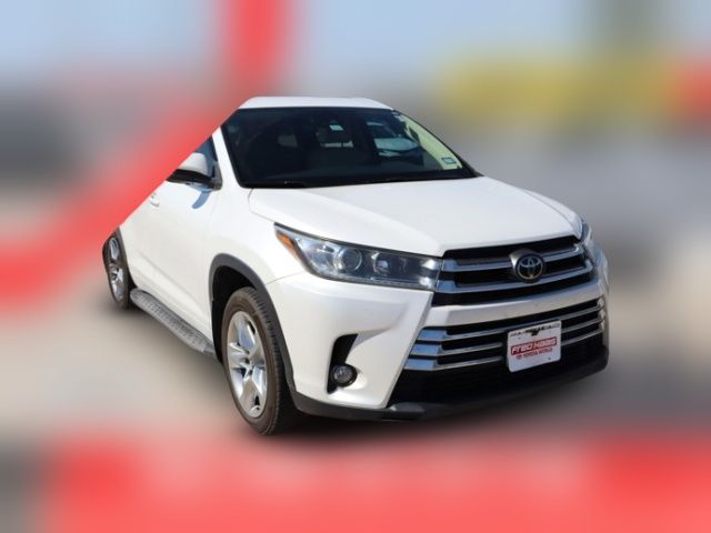 2017 Toyota Highlander 