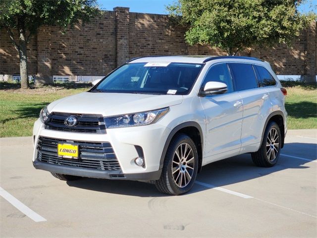 2017 Toyota Highlander SE