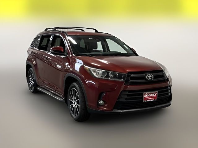 2017 Toyota Highlander SE