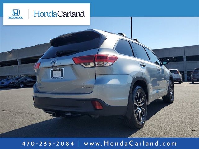 2017 Toyota Highlander SE