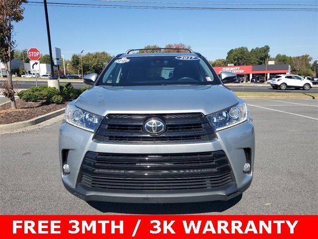 2017 Toyota Highlander SE