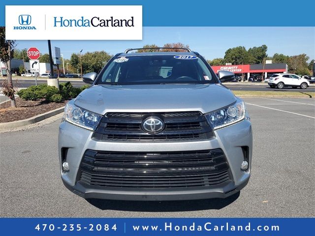 2017 Toyota Highlander SE