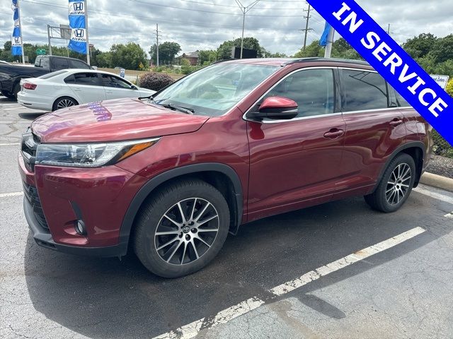 2017 Toyota Highlander SE