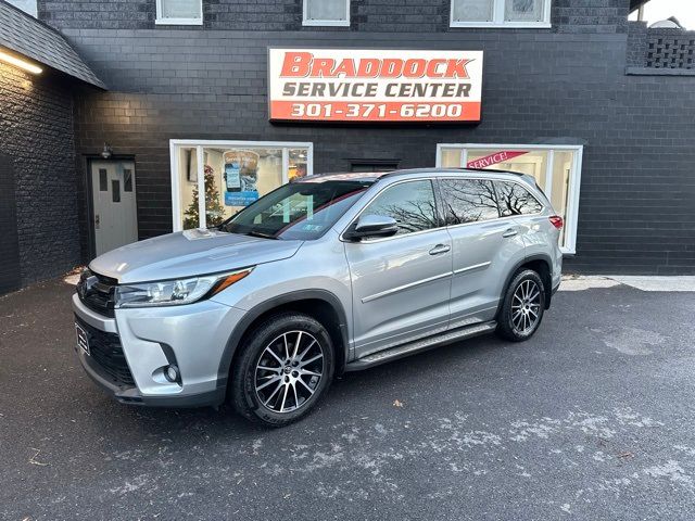 2017 Toyota Highlander SE