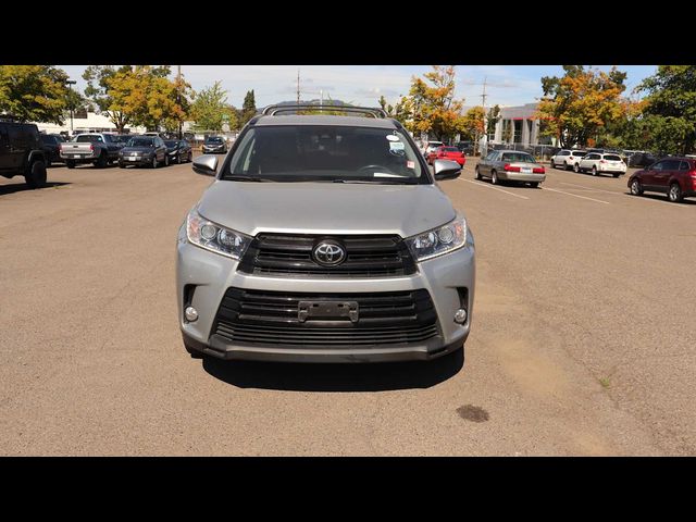 2017 Toyota Highlander SE