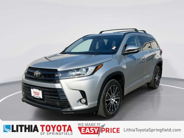 2017 Toyota Highlander SE