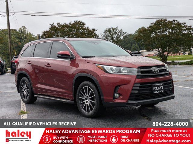 2017 Toyota Highlander SE