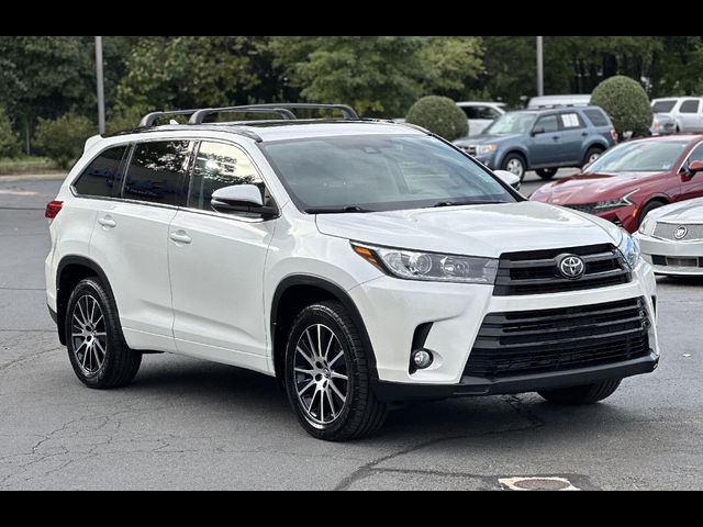 2017 Toyota Highlander SE