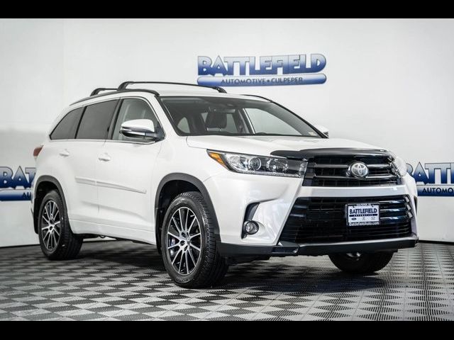 2017 Toyota Highlander SE