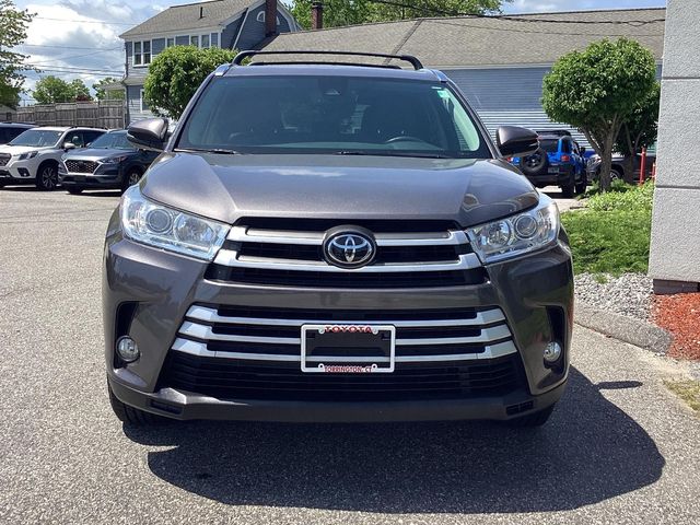 2017 Toyota Highlander SE