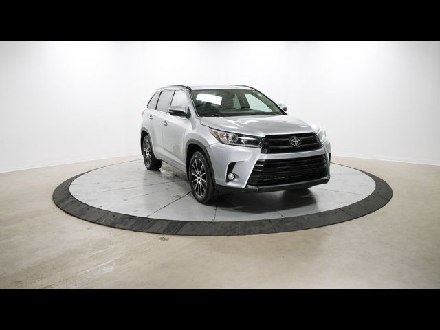 2017 Toyota Highlander SE