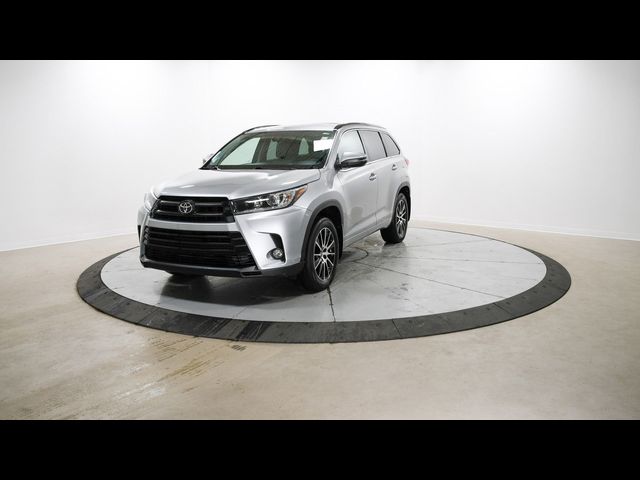 2017 Toyota Highlander SE