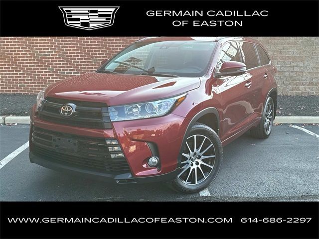 2017 Toyota Highlander SE