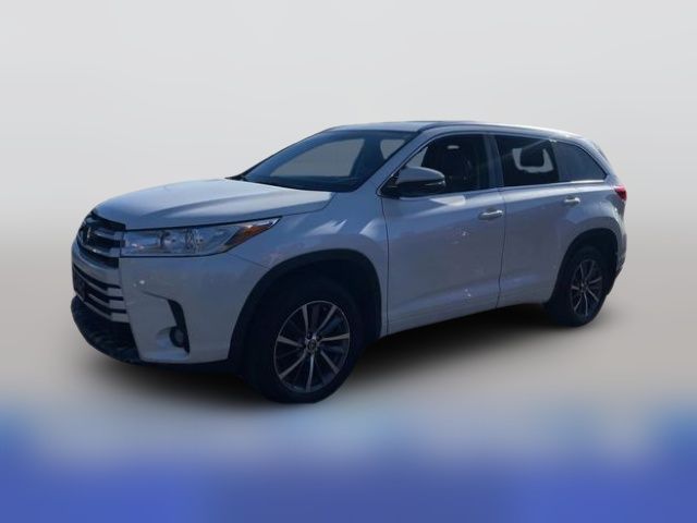 2017 Toyota Highlander SE