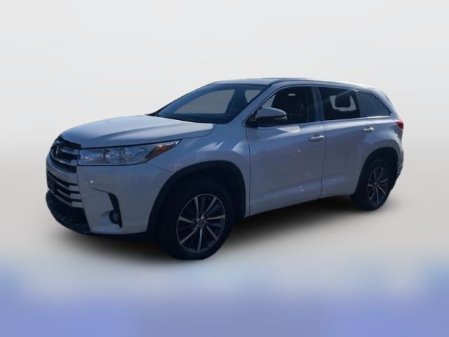 2017 Toyota Highlander SE