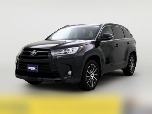 2017 Toyota Highlander SE