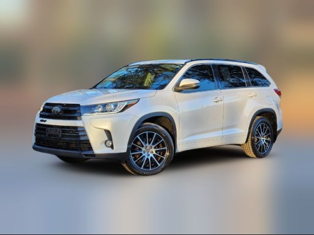 2017 Toyota Highlander SE