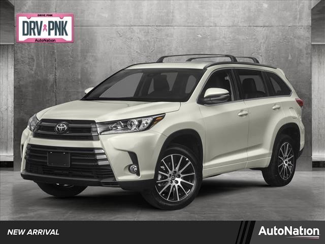 2017 Toyota Highlander SE