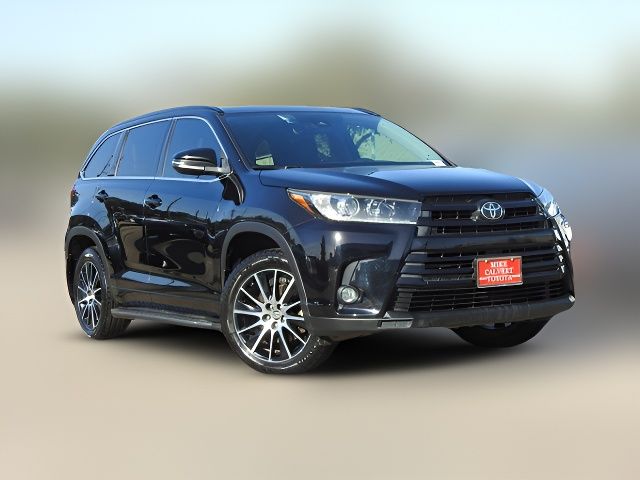 2017 Toyota Highlander SE