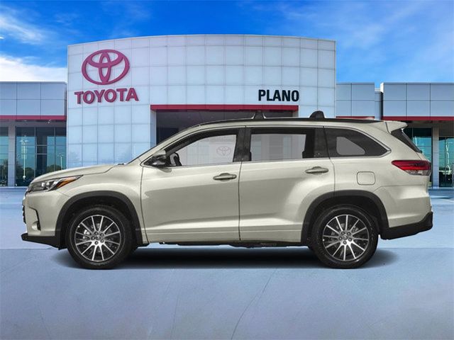 2017 Toyota Highlander SE