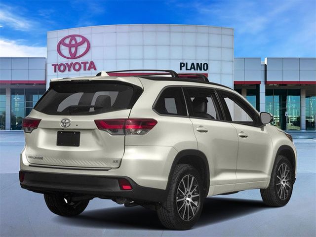 2017 Toyota Highlander SE