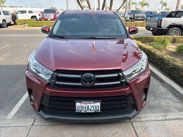 2017 Toyota Highlander SE