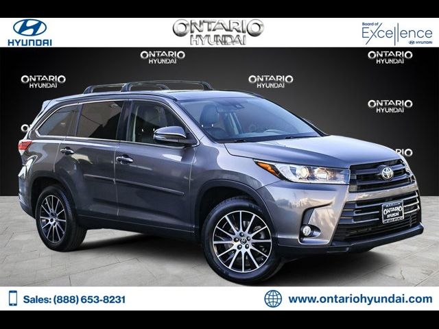 2017 Toyota Highlander SE