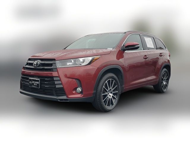 2017 Toyota Highlander SE