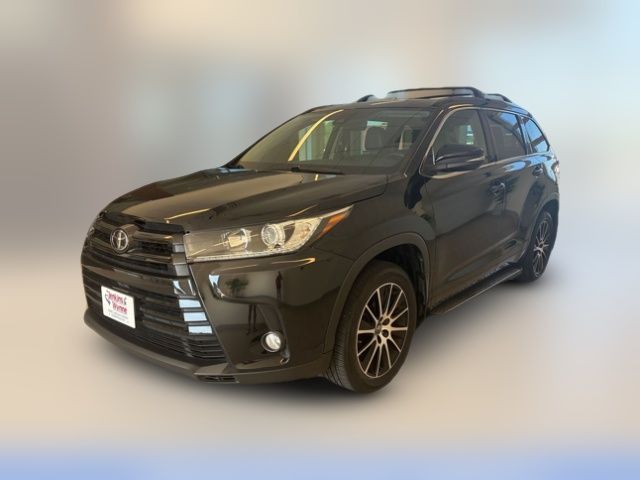 2017 Toyota Highlander SE