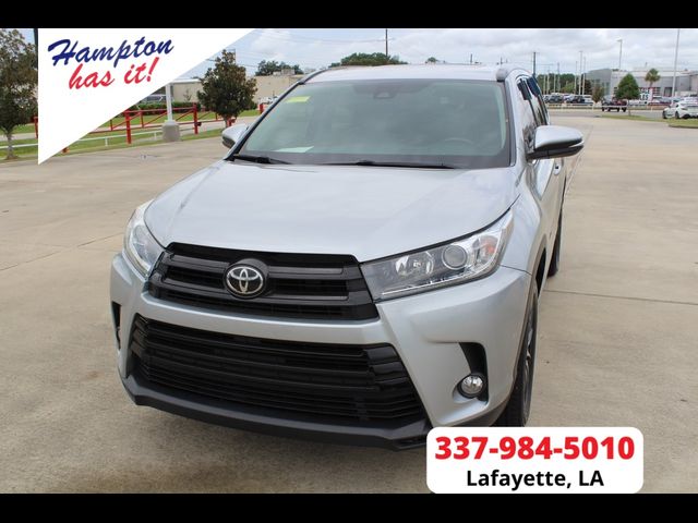 2017 Toyota Highlander SE